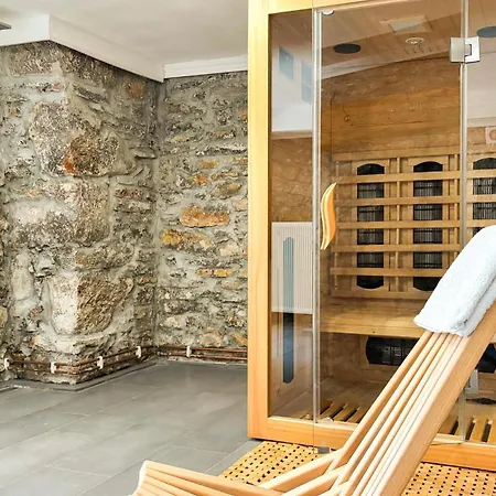 Dom wakacyjny Stunning In With Sauna